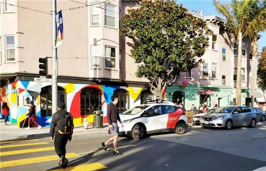 自動駕駛技術開發排行榜 群雄逐鹿，誰主沉浮